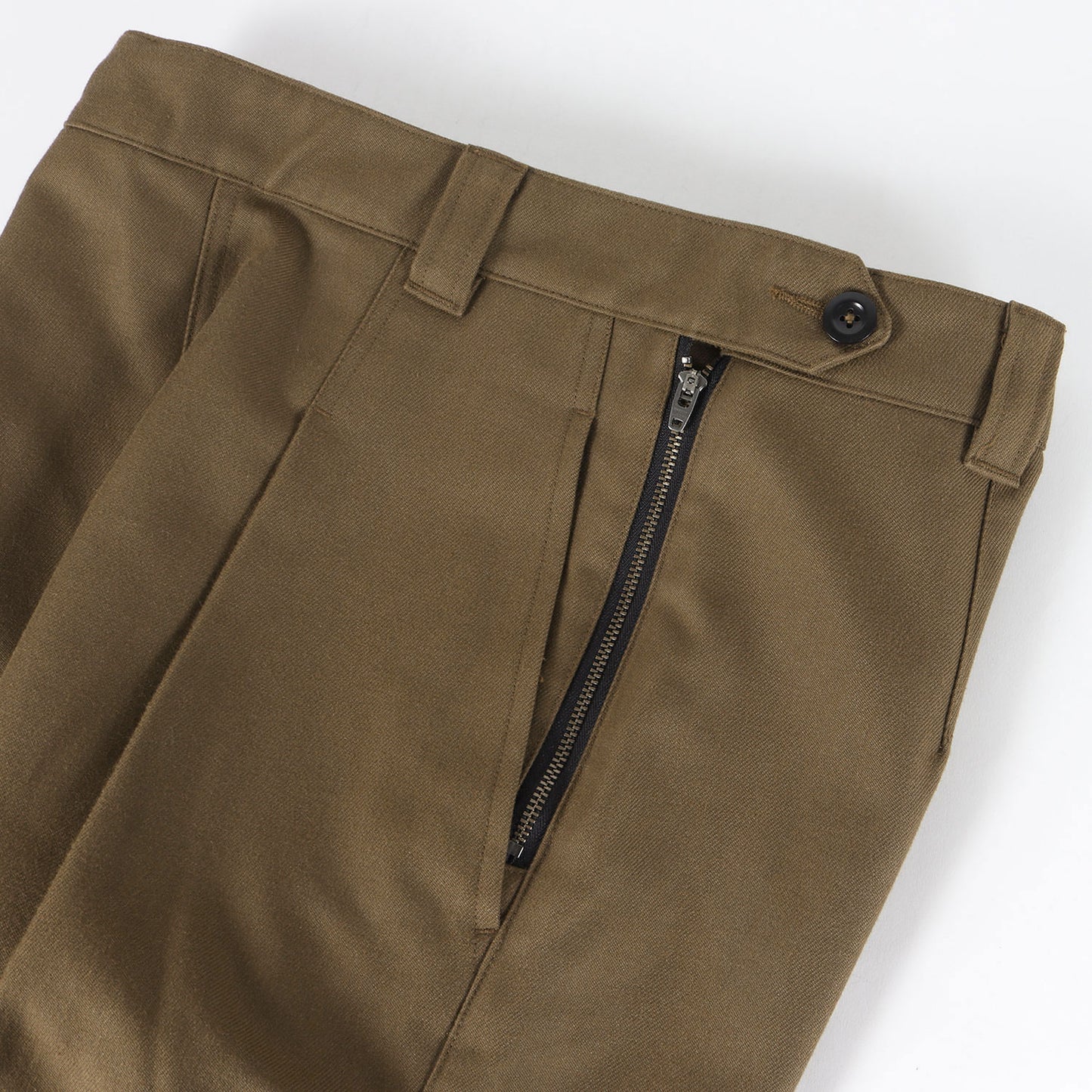 21AW ワンタック ターンアップヘム テーパード パンツ (COTTON WOOL DRILL PANT)