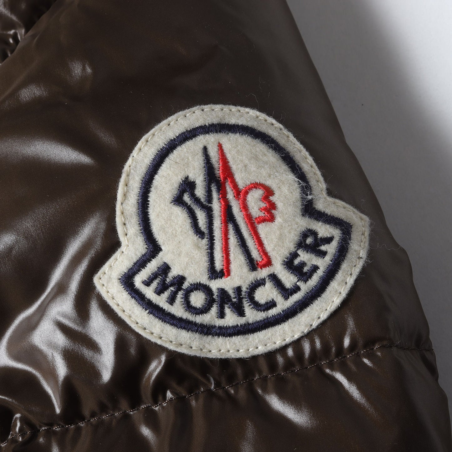 00s デカワッペン シャイニーナイロン ダウンジャケット (EVEREST)