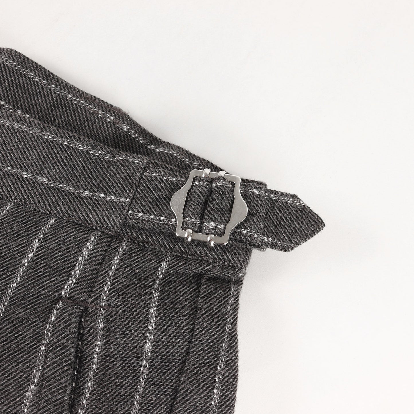 24AW チョークストライプ ワンタック ワイド トラウザー スラックス / Cafissi