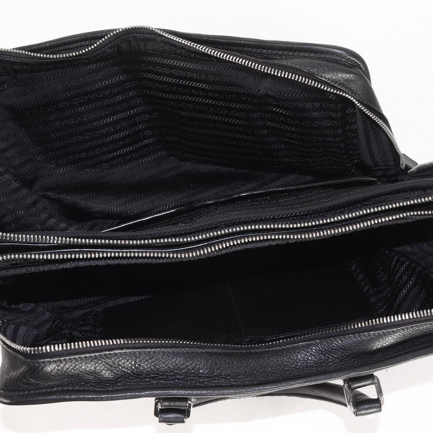 トライアングルロゴプレート ヴィッテロダイノレザー ブリーフケース