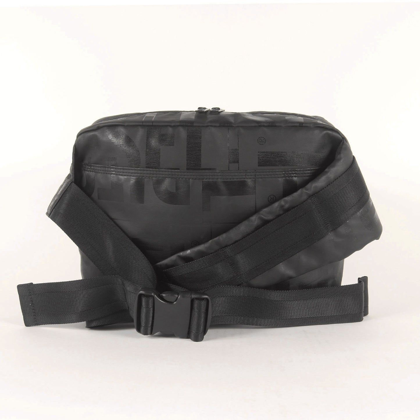 ロゴ 総柄 クロスボディ ショルダー バッグ (X-BOLD CROSS BODYBAG)