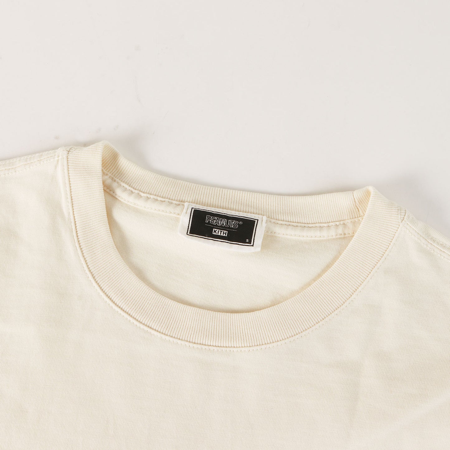 25SS × PEANUTS&CO. SNOOPY ロゴ Tシャツ (Kith for Peanuts Joe Cool Vintage Tee)