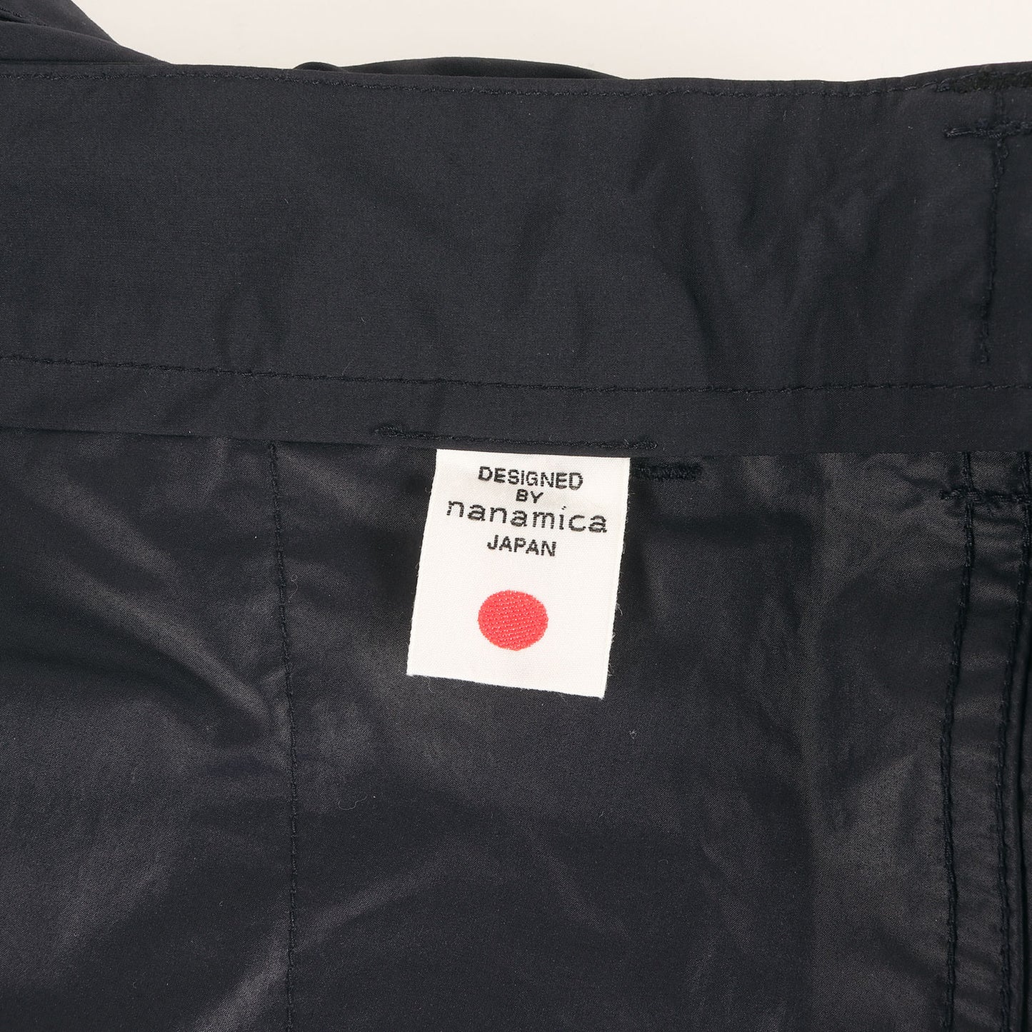 ワイド ショートパンツ (Wind Shorts)