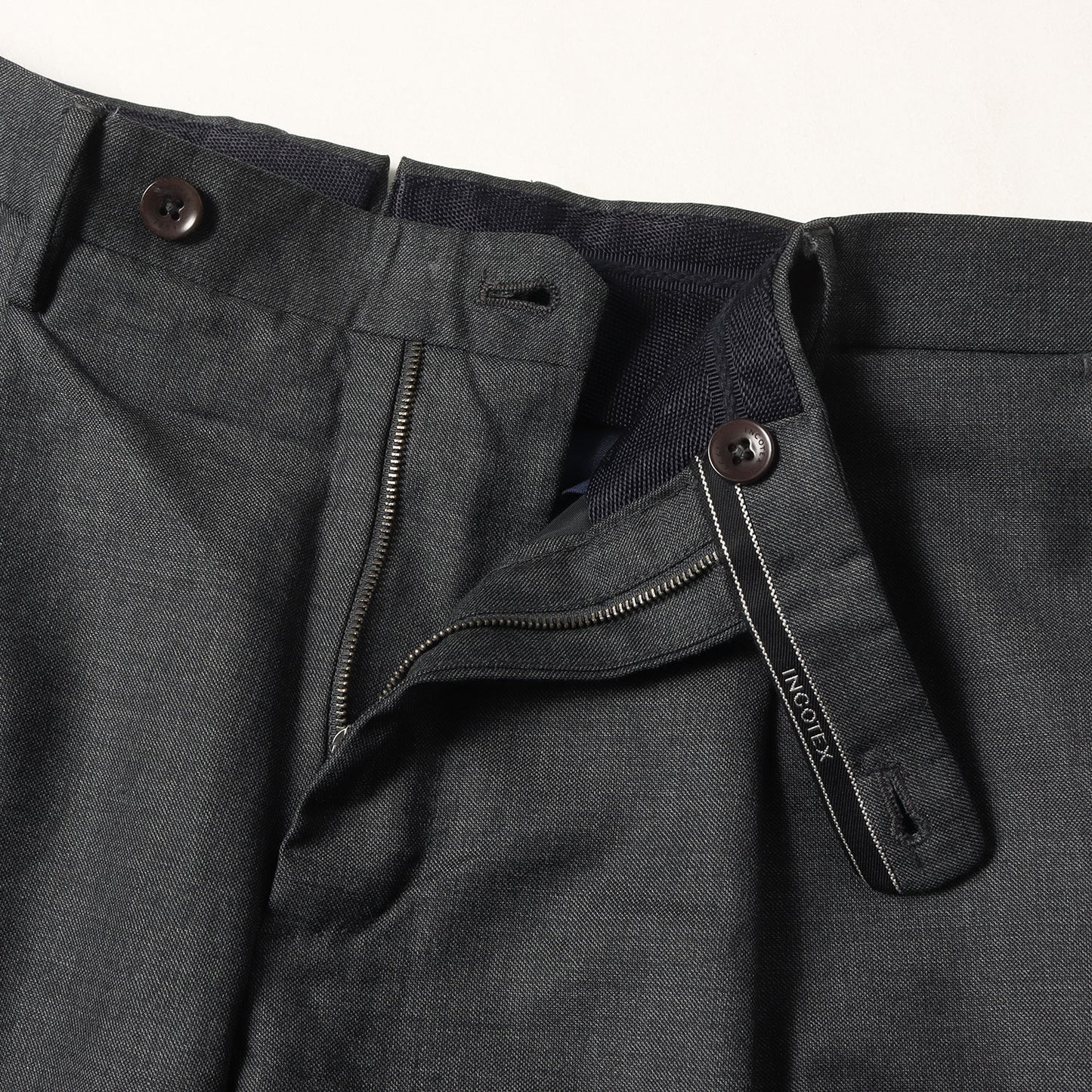 近年モデル ワンタック シャークスキン トラウザー スラックス パンツ / SLIM FIT