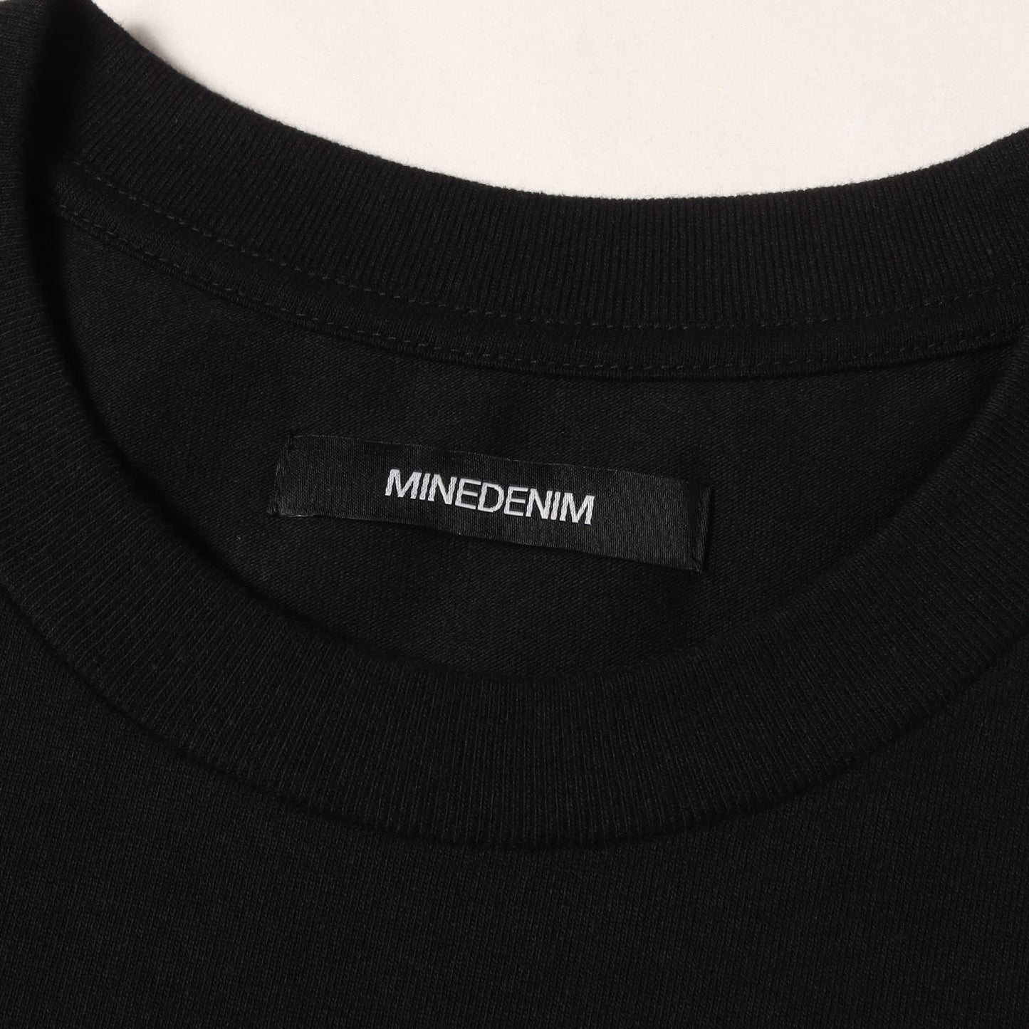 ポケット Tシャツ (Standard Crewneck T-SH)