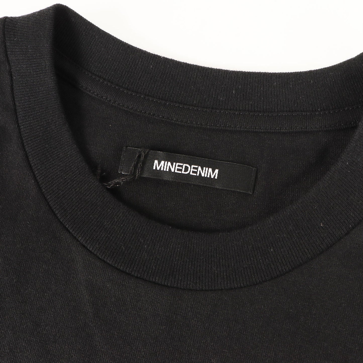 ポケット Tシャツ (Standard Crewneck T-SH)