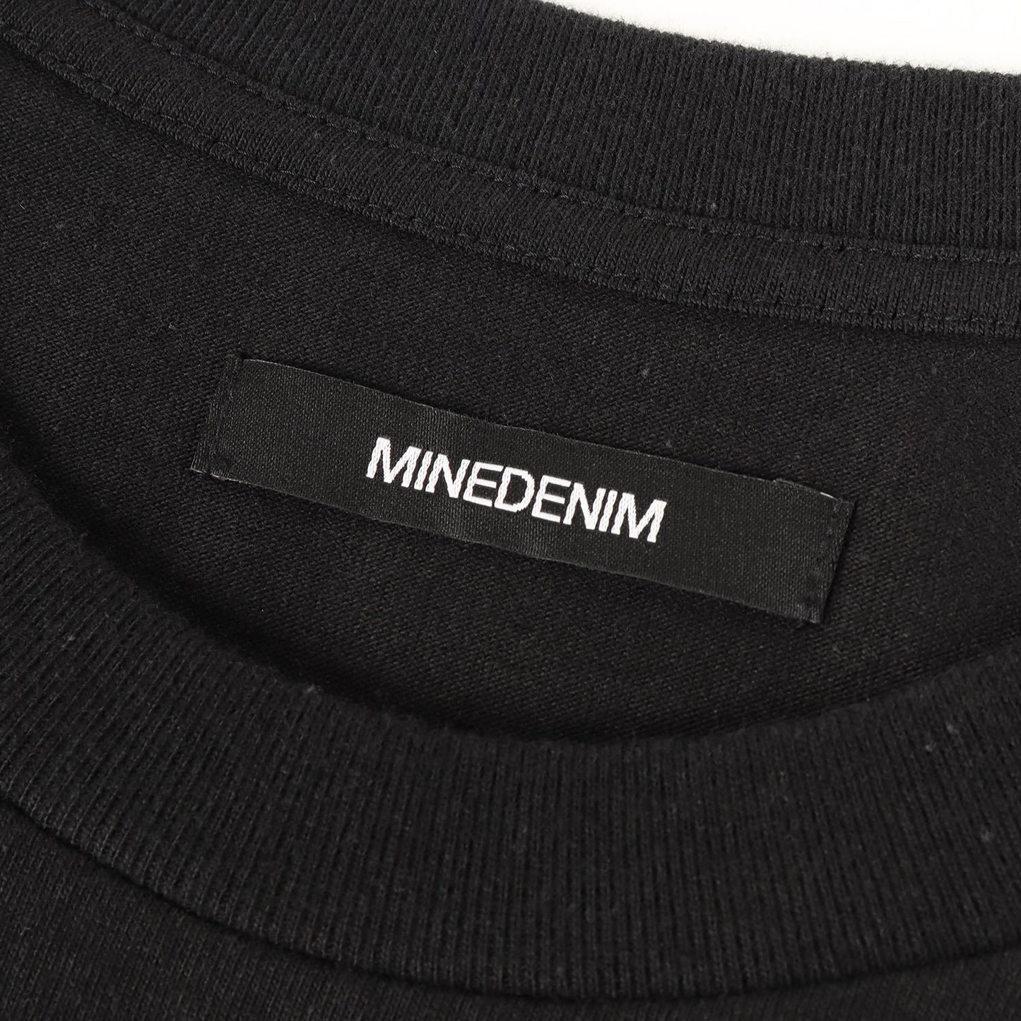 ポケット Tシャツ (Standard Crewneck T-SH)