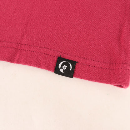 REVOLUTION ヒスガール ロゴ Tシャツ