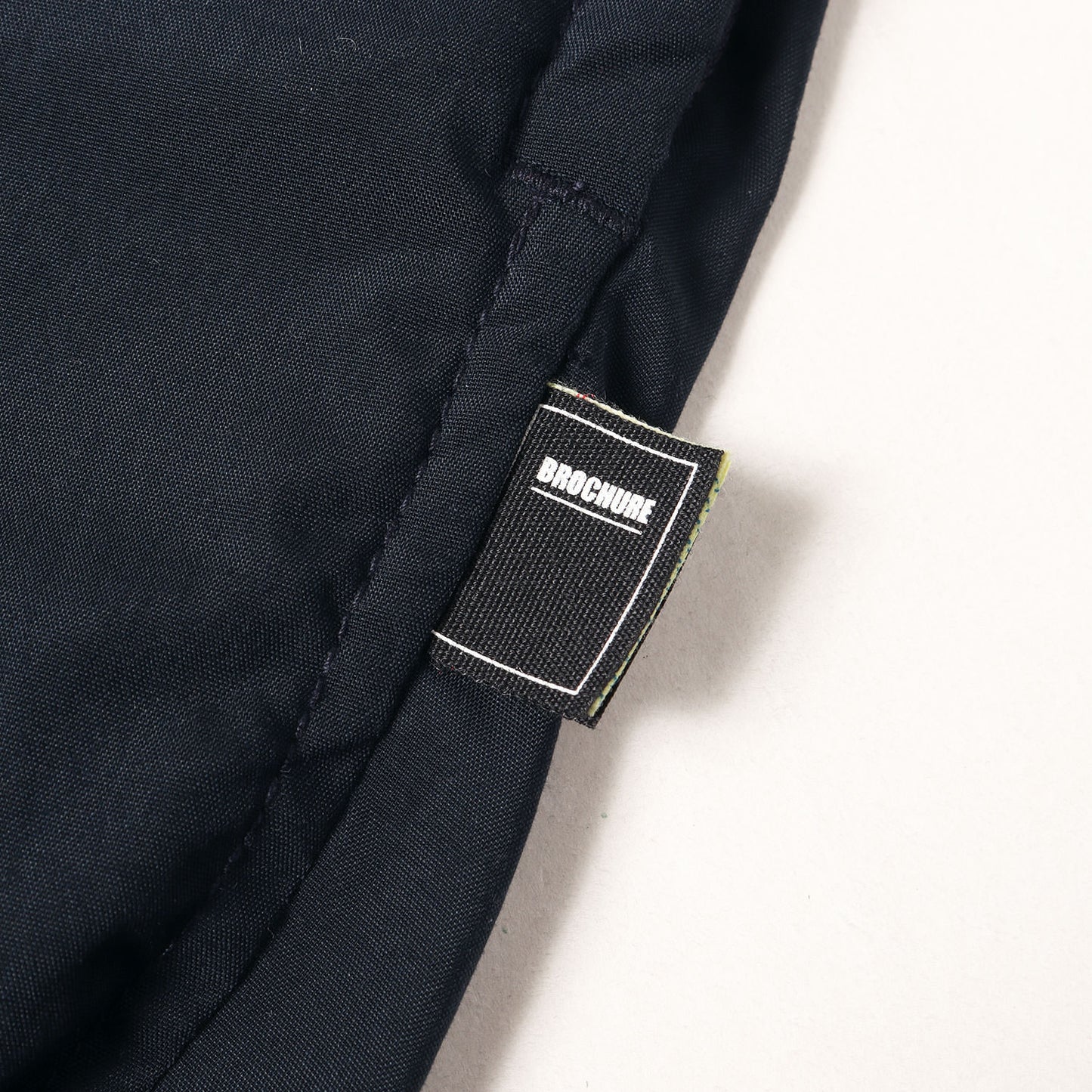 24SS × BROCHURE ワンタック ワイドテーパード パンツ (1P SHAKA TROUSERS)