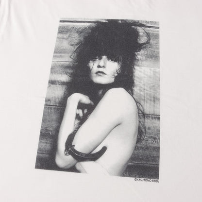 25AW × Stie-lo × Irina Lazareanu フォトグラフィック Tシャツ (Stie-lo × Irina.L Sideways figure T-SH)