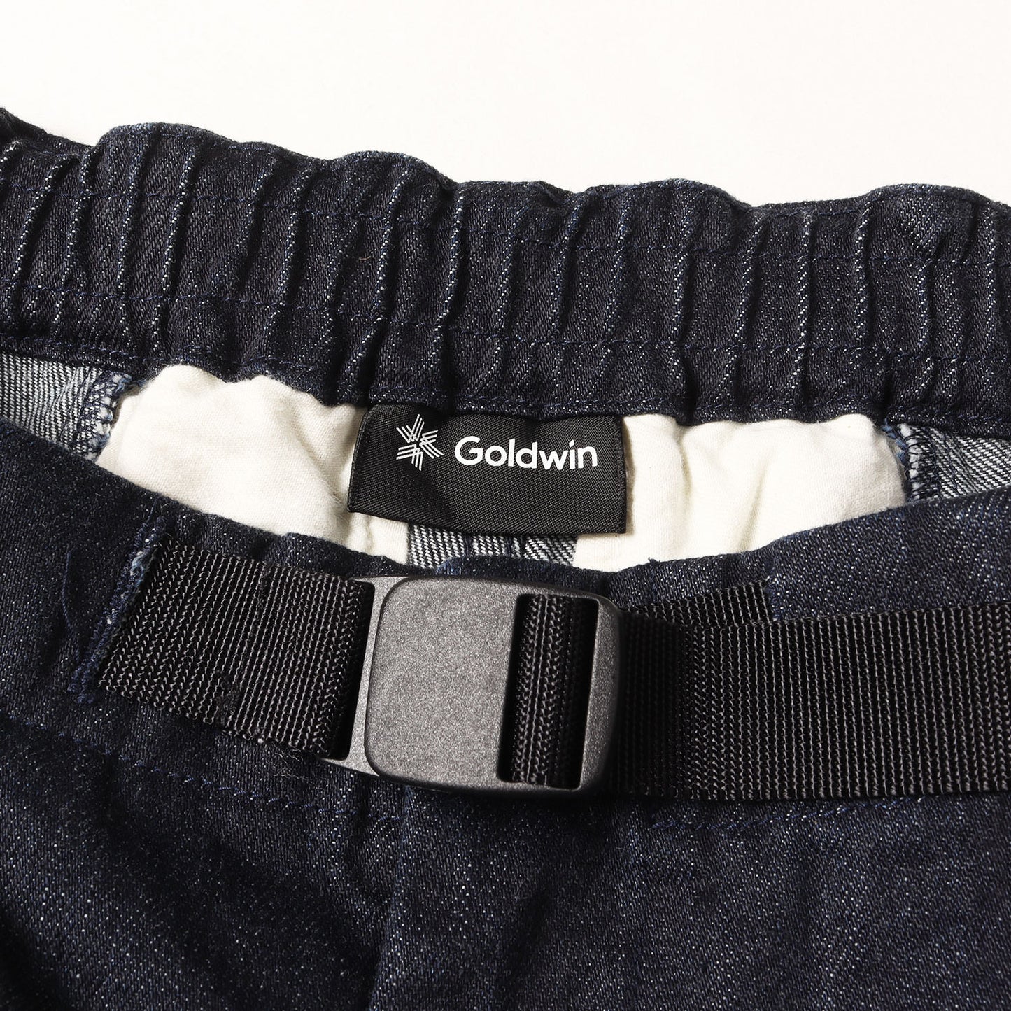 ワンタック イージー デニムパンツ (One Tuck Tapered Denim Pants)