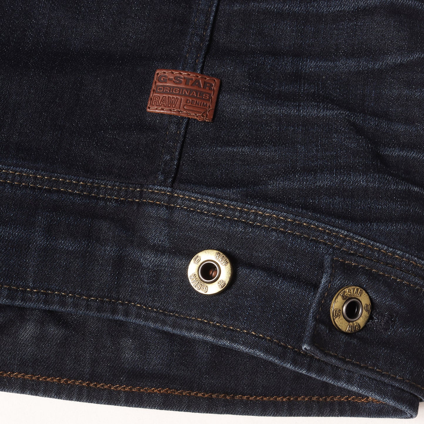 スリム ジップアップ ストレッチデニム トラッカー ジャケット (VODAN SLIM JKT)