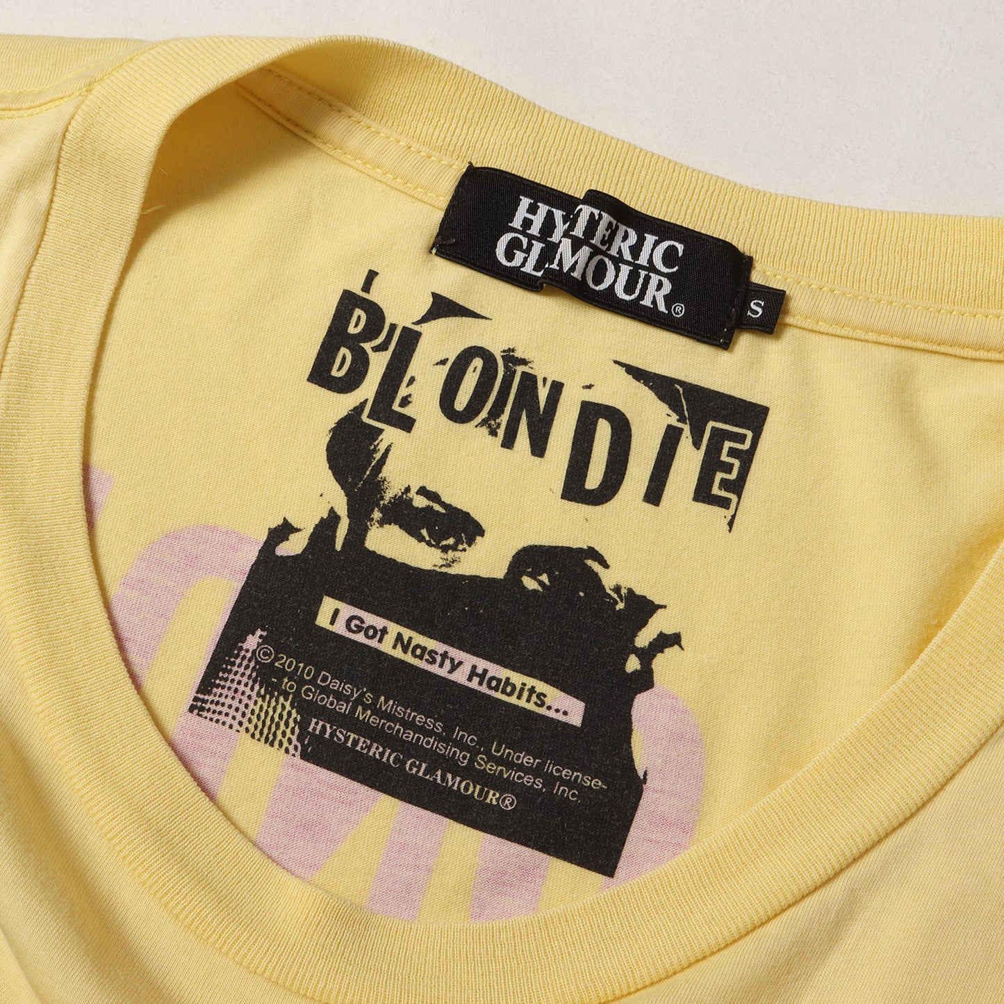 CALL ME BLONDIE Tシャツ