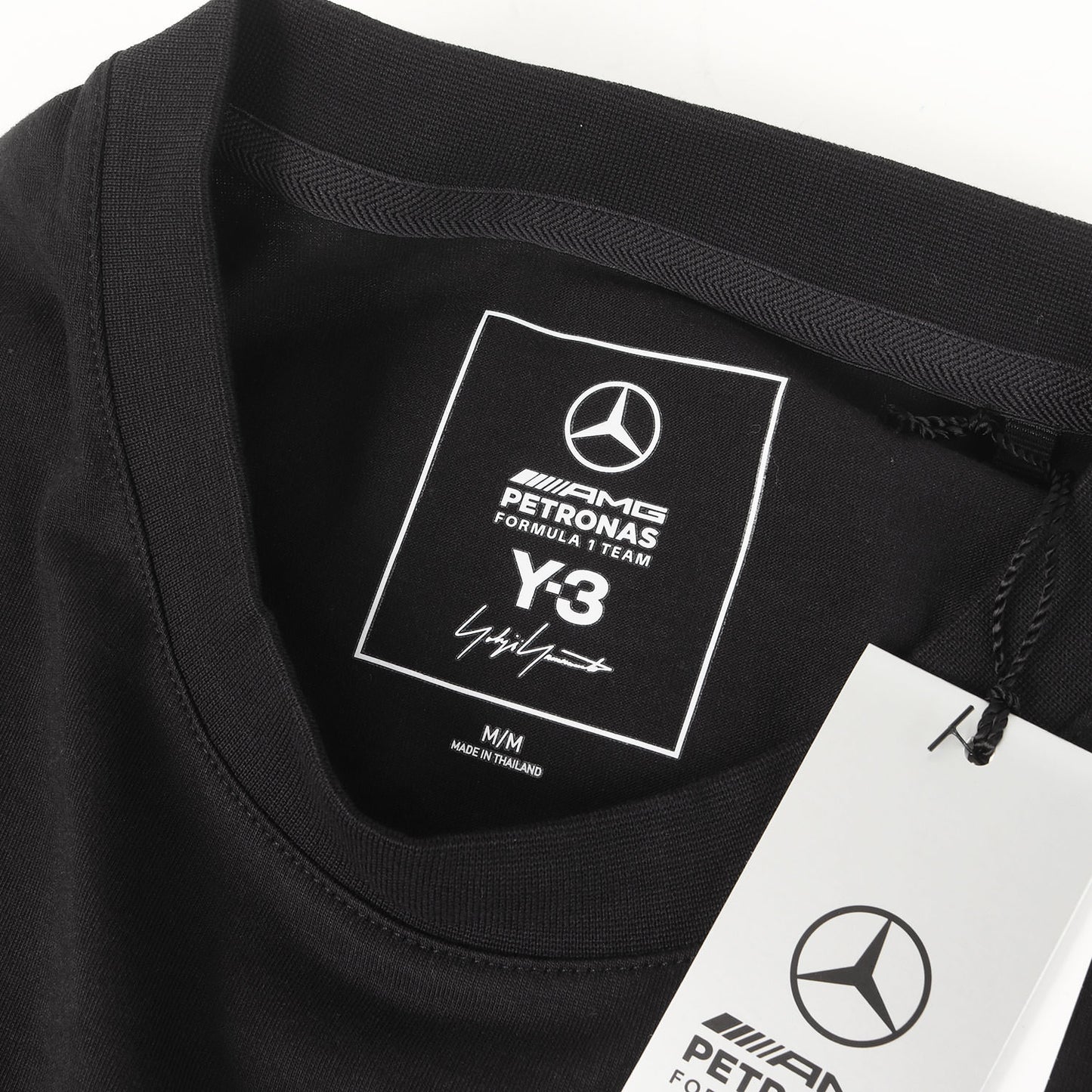 26SS グラフィックロゴ Tシャツ (F1 LOGO SS TEE)