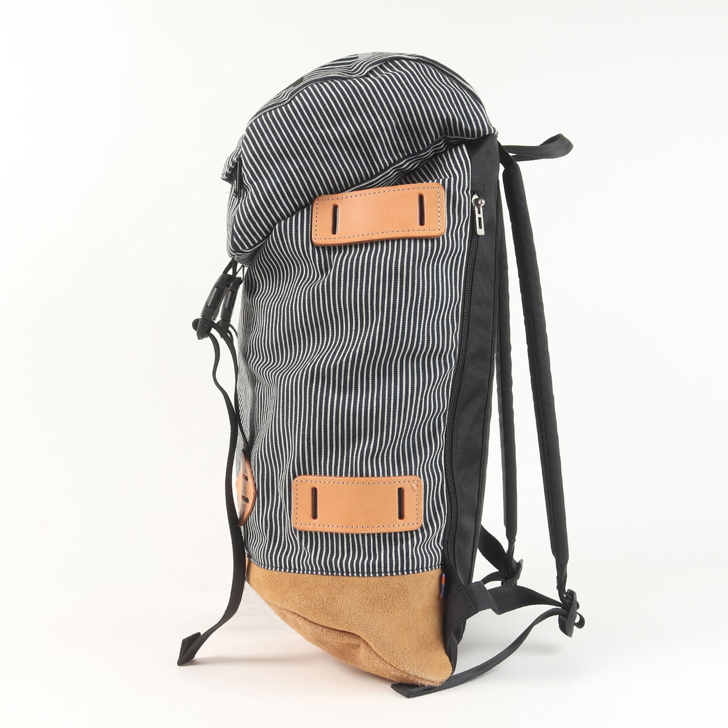 × WILDERNESS EXPERIENCE ヒッコリー デニム フラップ リュック