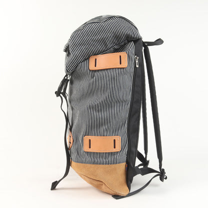 × WILDERNESS EXPERIENCE ヒッコリー デニム フラップ リュック