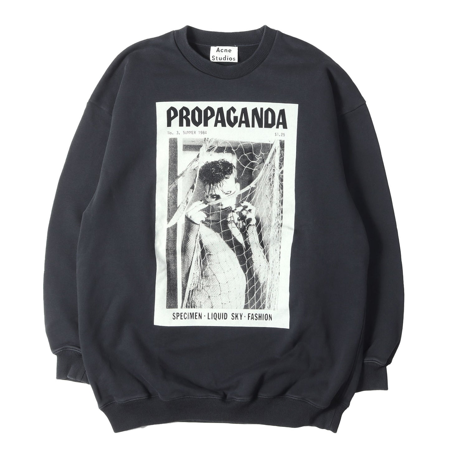 マガジン プリント スウェット シャツ (Magazine print sweatshirt)
