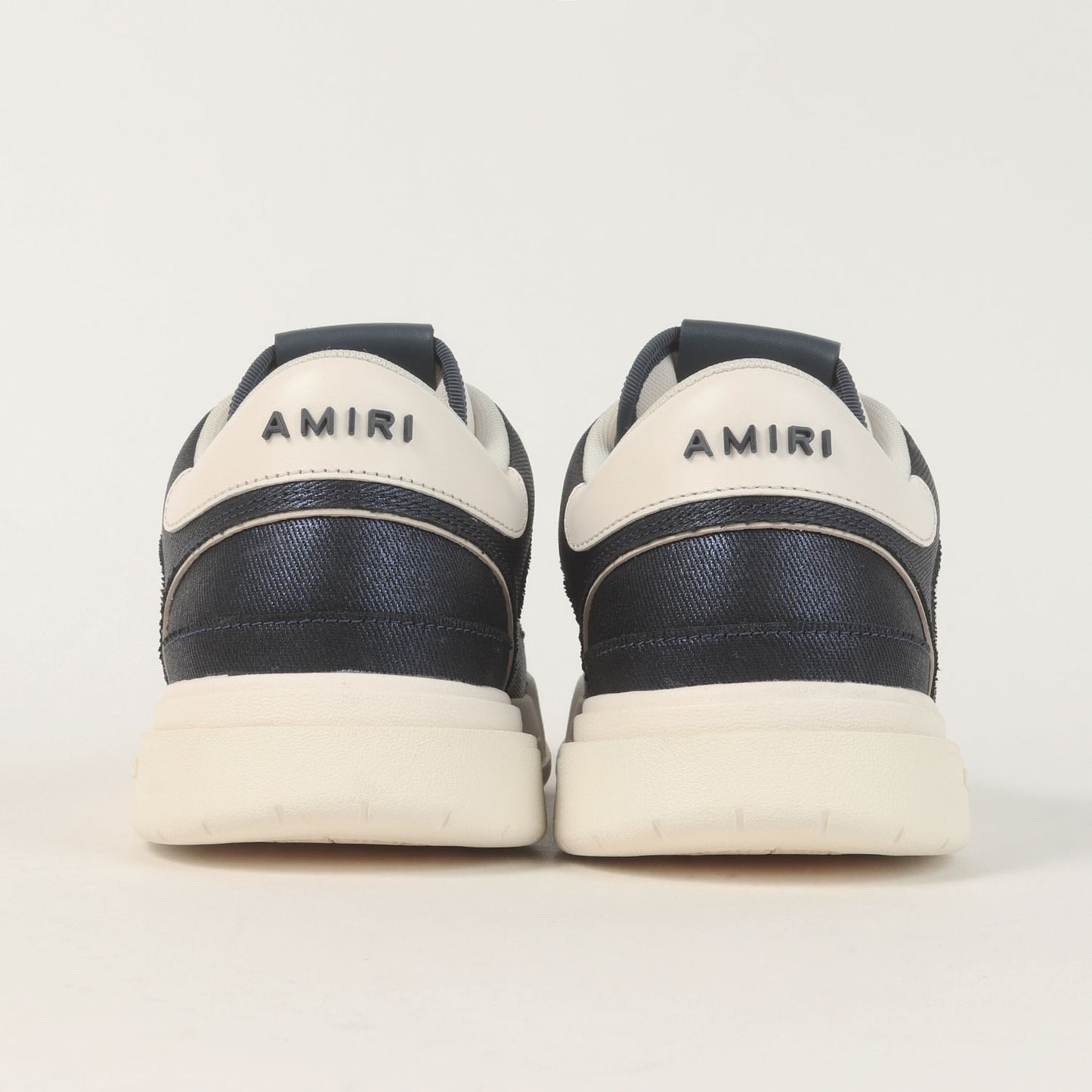 25AW クラッシック ローカット スニーカー (Classic Low Wet Shimmer)