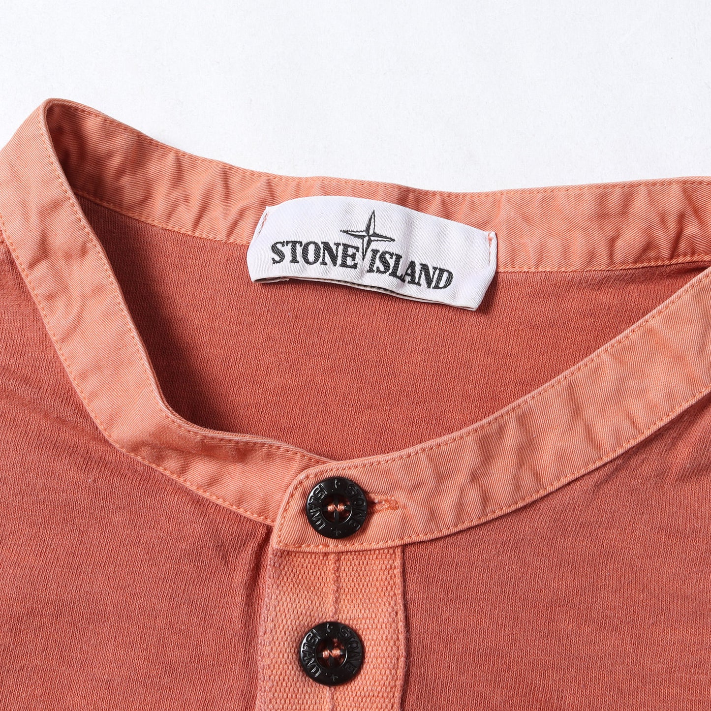ガーメントダイ ヘンリー スタンドカラー 長袖 Tシャツ (GRANDAD COLLAR LONG SLEEVE TEE)