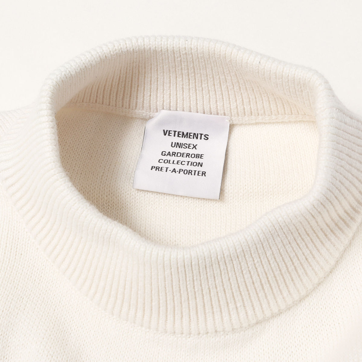 25SS パロディロゴ刺繍 モックネック ニット セーター (Single Logo Knit)