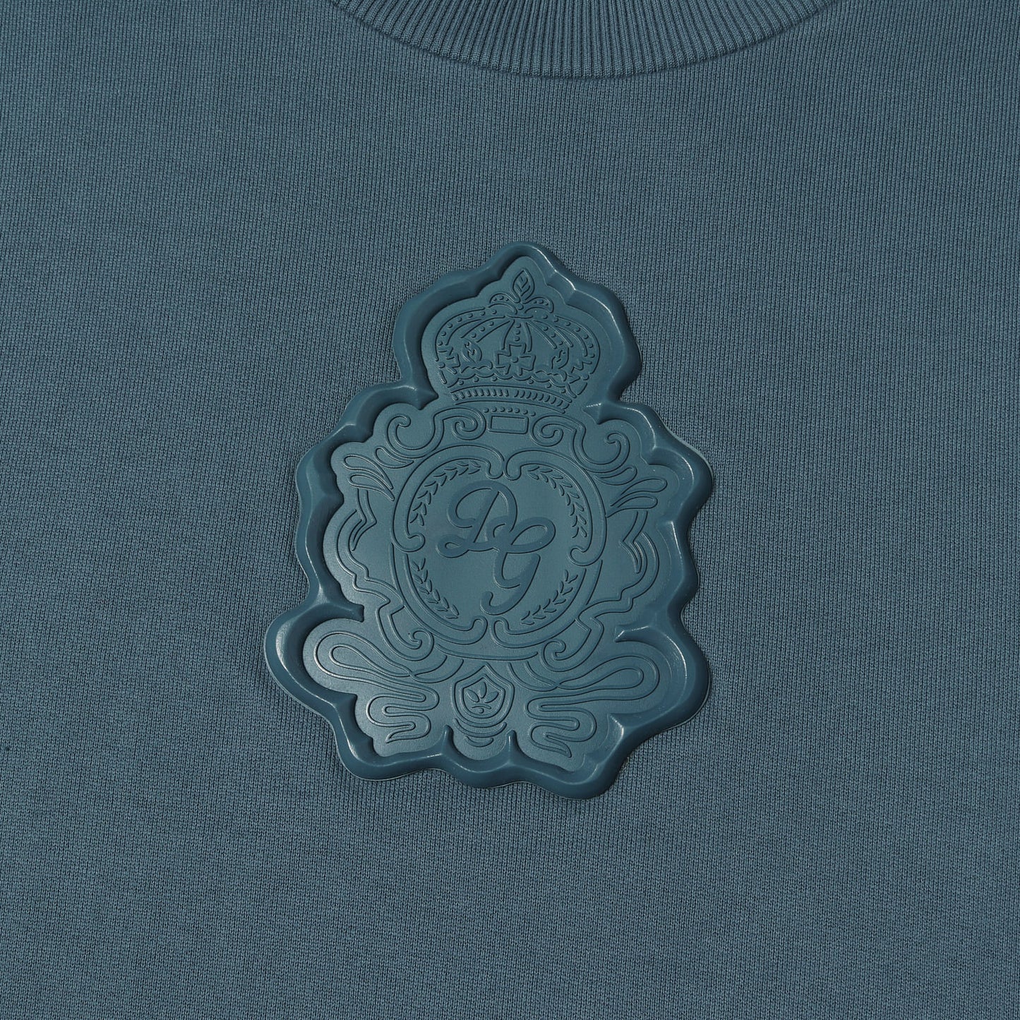 20AW シーリングワックスロゴ スウェット トレーナー (Rubberized Logo Patch Crew-Neck Sweatshirt)