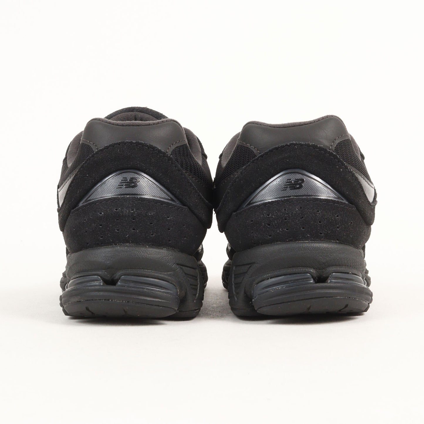 25SS U2002 RBL Triple Black