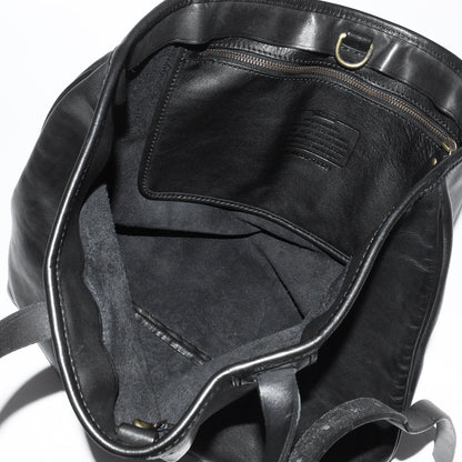 カーフレザー ショルダー トートバッグ (Bleeker Leather Small Hold All)