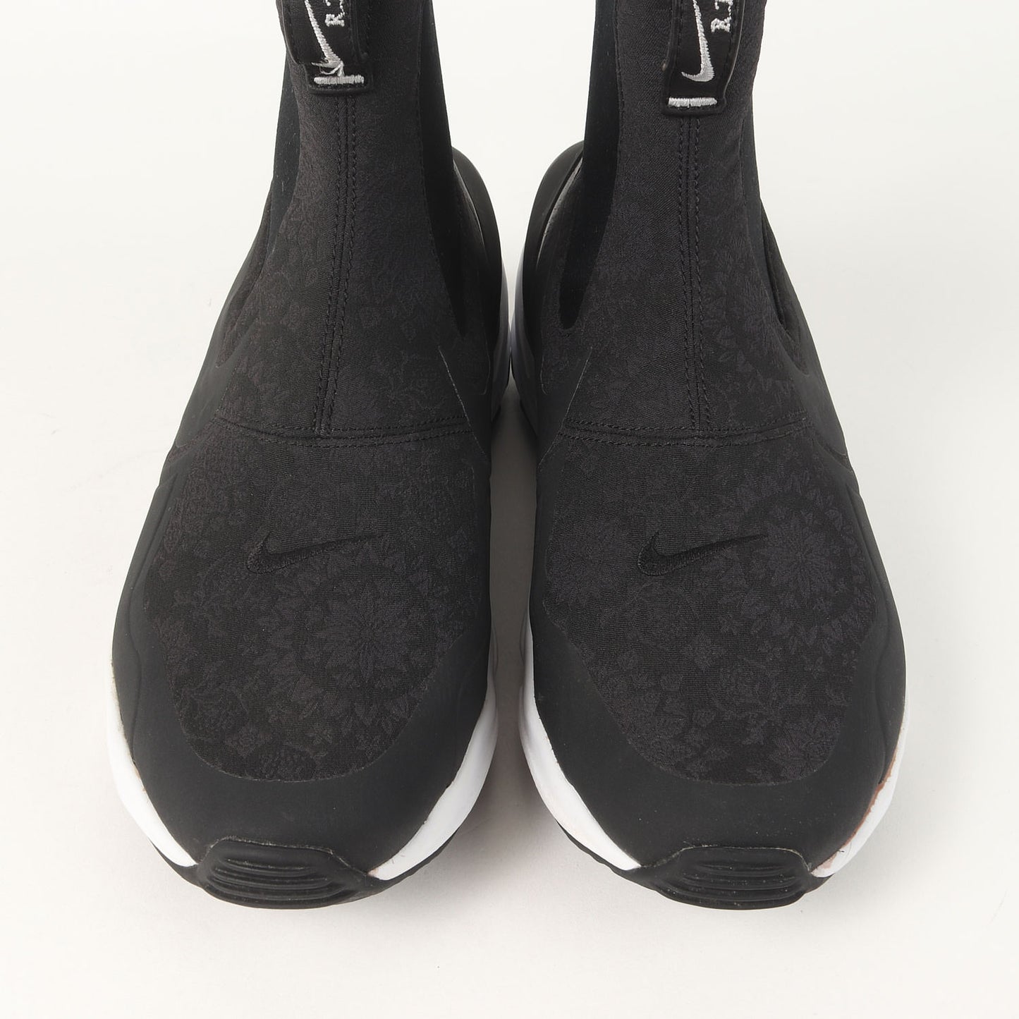 × RICCARDO TISCI AIR ZOOM LEGEND / RT (908458-001)