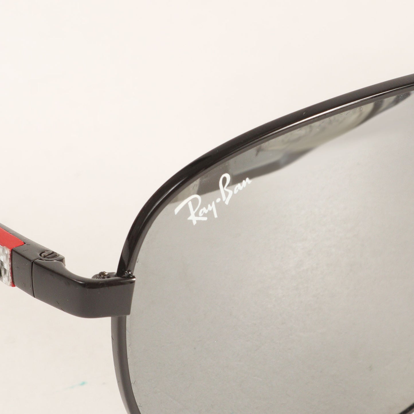 × Scuderia Ferrari Collection ミラーレンズ アビエイター サングラス