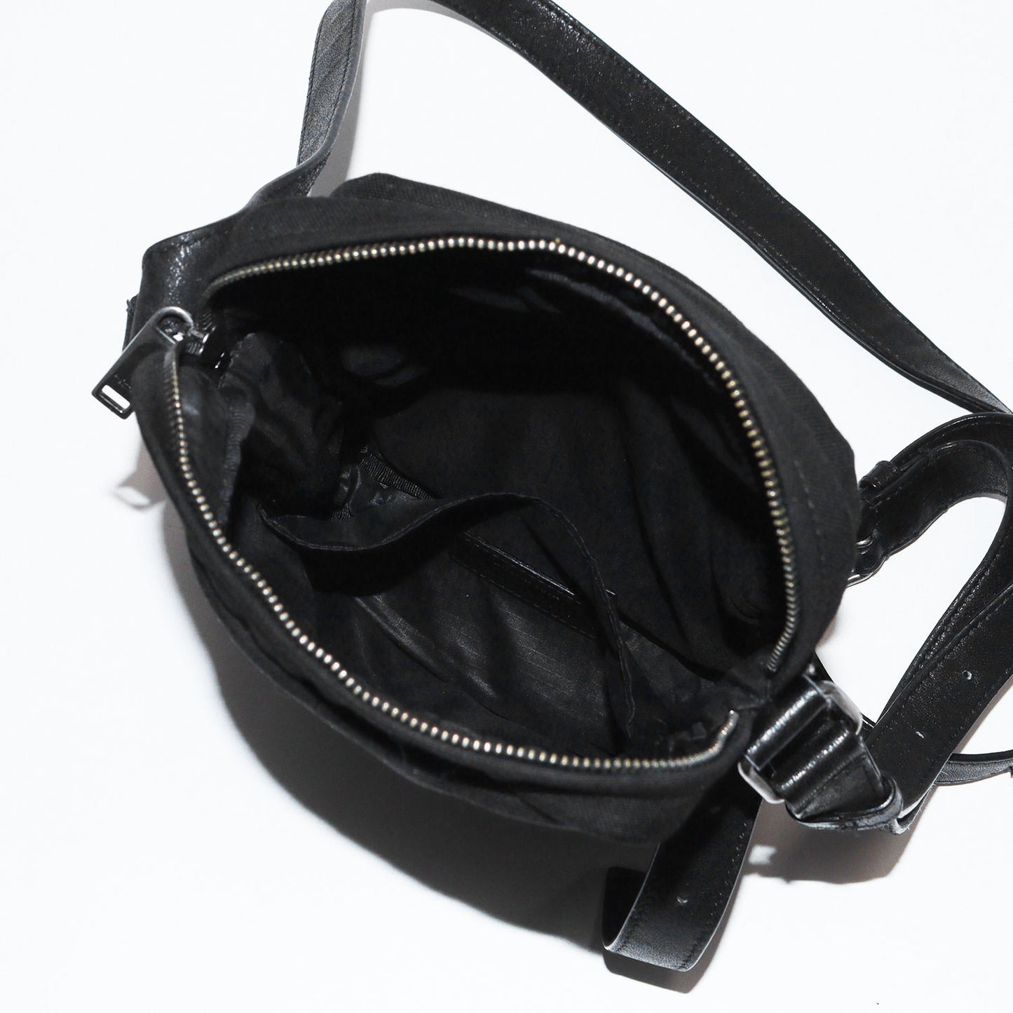 シド ショルダーバッグ (BV SID POUCH REVLON)