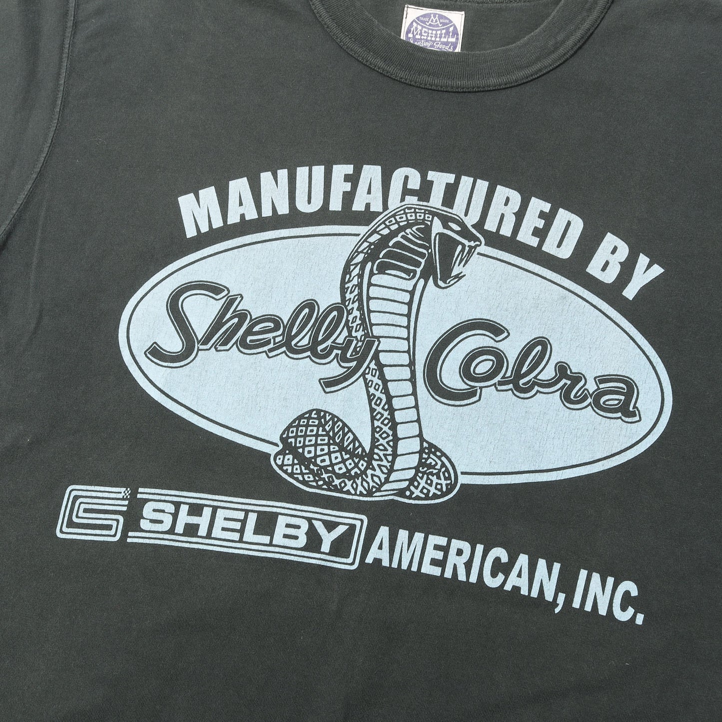 × Carroll Shelby Shelby-Cobra グラフィックロゴ Tシャツ