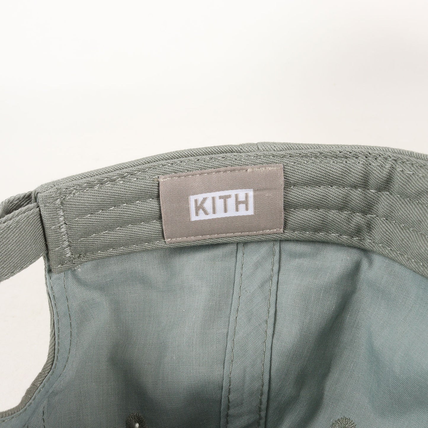20SS ロゴ刺繍 ウォッシュドツイル キャップ (KITH SERIF CAP)