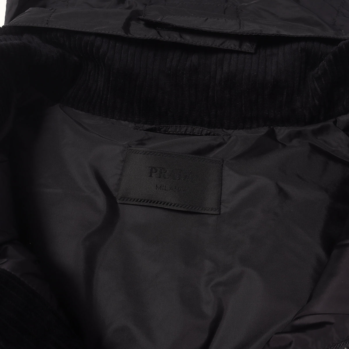 24AW トライアングルロゴ ハイネック コーデュロイ ダウンベスト (Corduroy down vest)