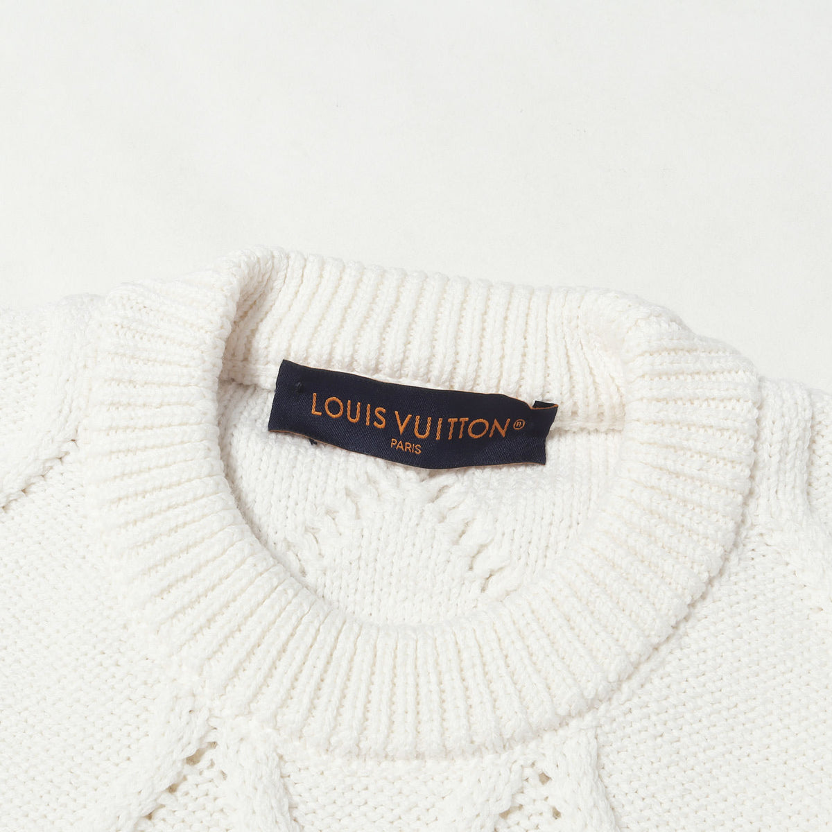 25SS エンベリッシュド ケーブルニット セーター