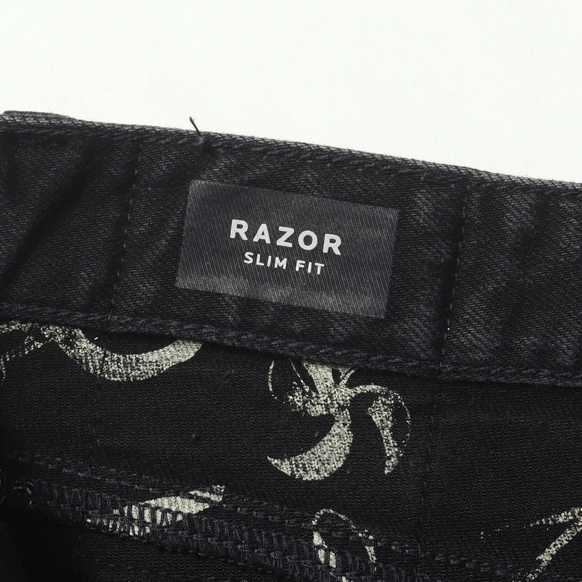 ヴィンテージ加工 スリム テーパード ブラックデニム パンツ (RAZOR SLIM FIT)