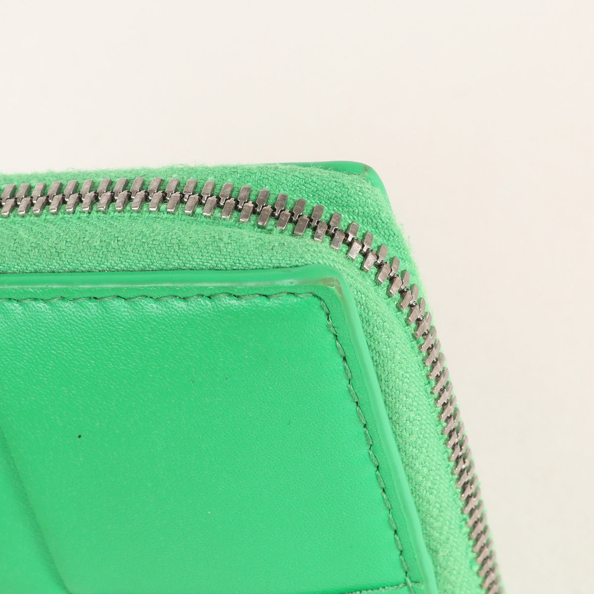 マキシイントレチャート スモール カセットウォレット (Cassette Wallet)