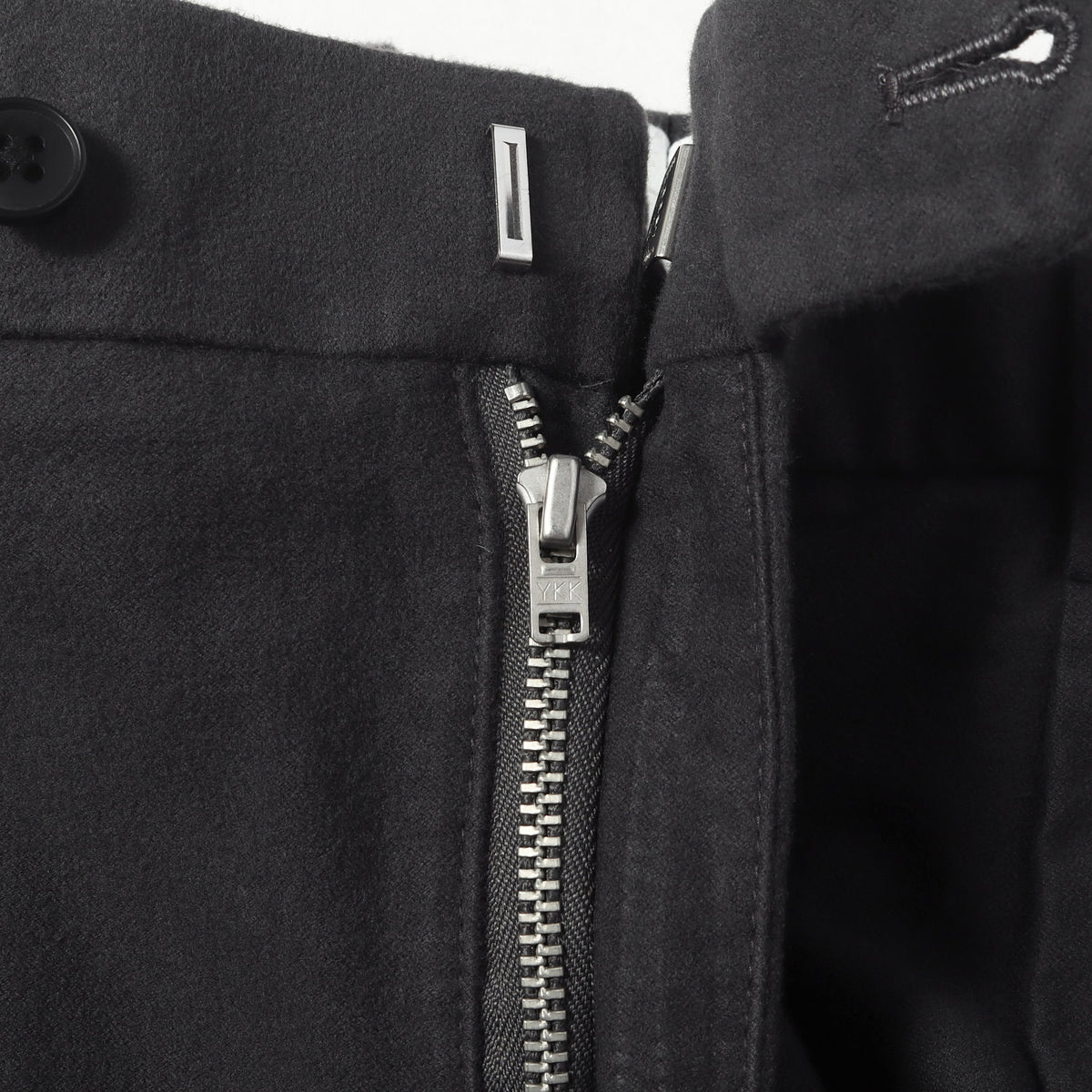 24AW ライトモールスキン イン ツープリーツ ドレス トラウザーズ II