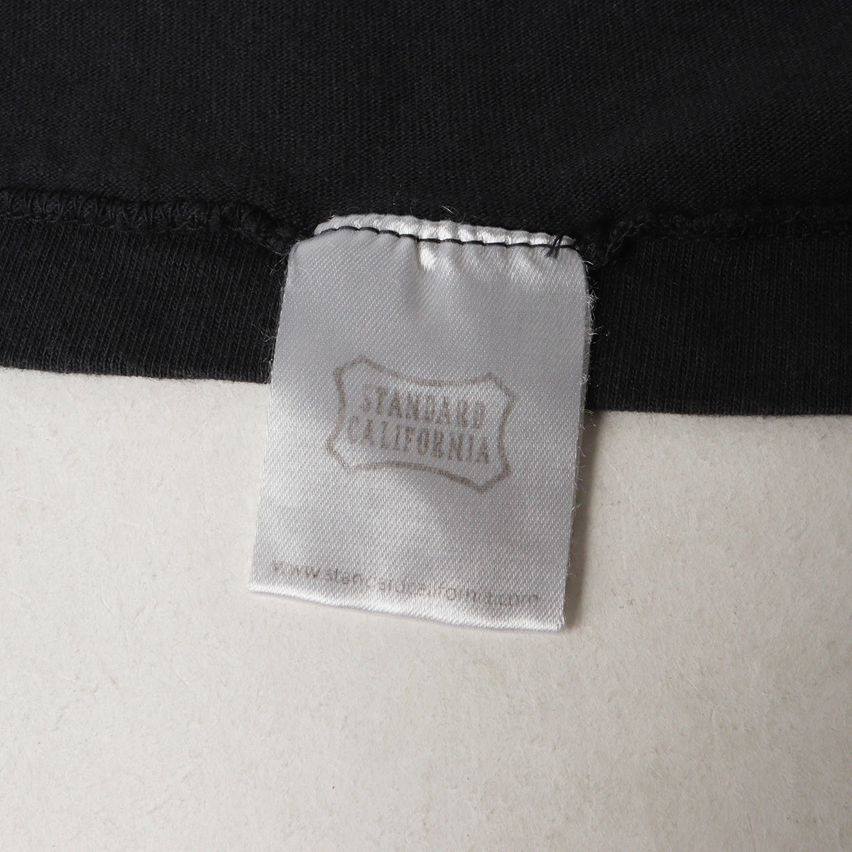 26SS グラフィックロゴ ロングスリーブ Tシャツ (SD US Cotton Pocket Logo Long Sleeve T)