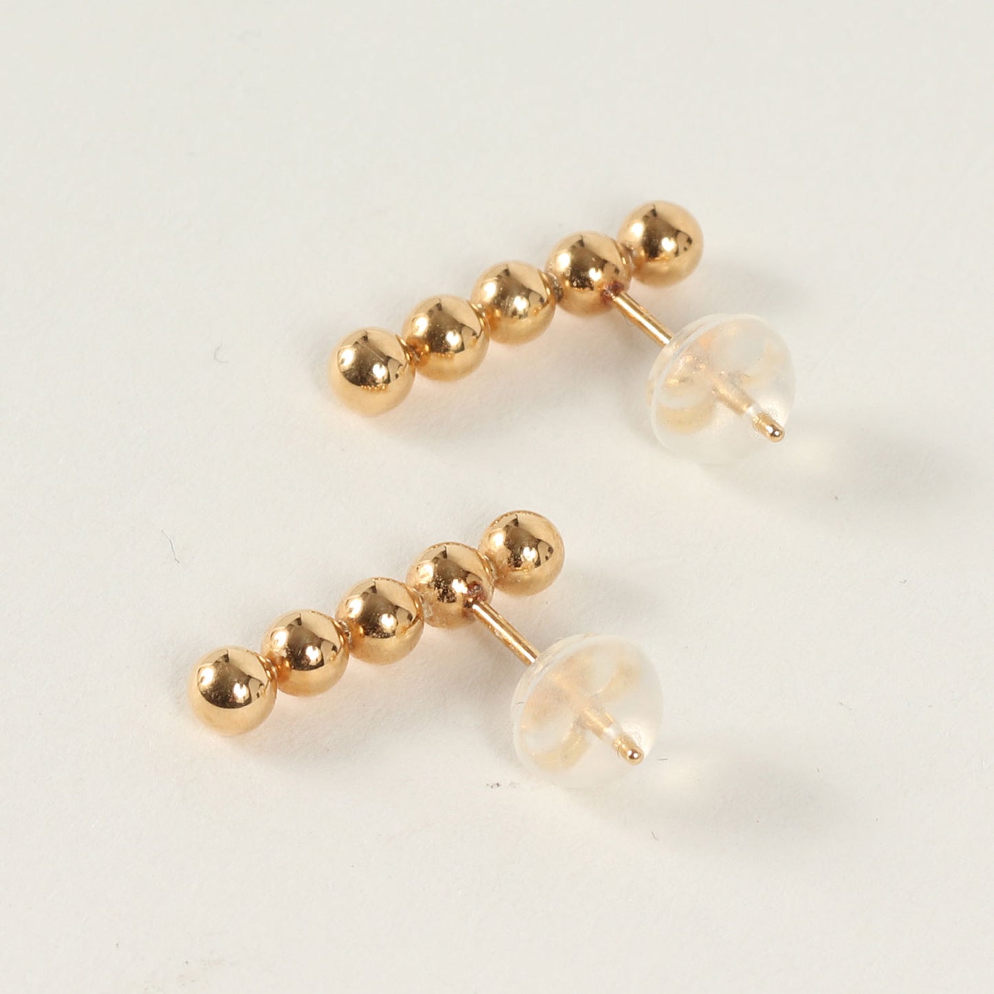 K18YG 5連 ボール ピアス / 両耳用 縦型 バータイプ