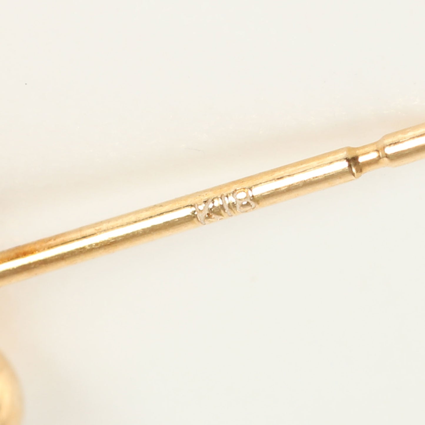 K18YG 5連 ボール ピアス / 両耳用 縦型 バータイプ