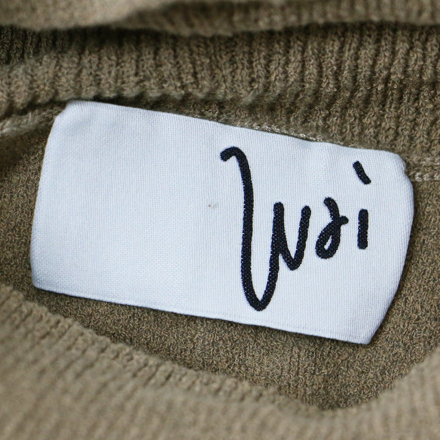 ニット プルオーバー タートルネック フロントデザイン コットン ナイロン 240626