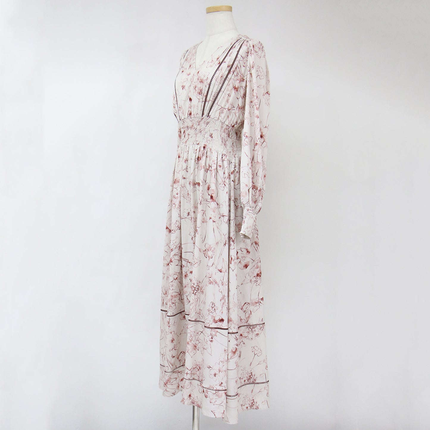 ワンピース ドレス ロング マキシ フレア Vネック 長袖 シャーリング ウエストゴム ギャザー ボタニカル フラワープリント 花柄 ポリエステル 23秋冬 240513