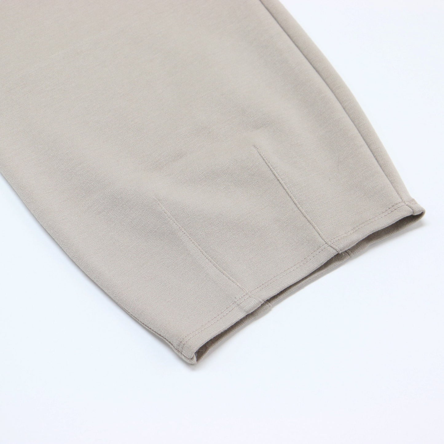 リラックス パンツ / RELAXED PANTS イージーパンツ テーパード ポンチ素材