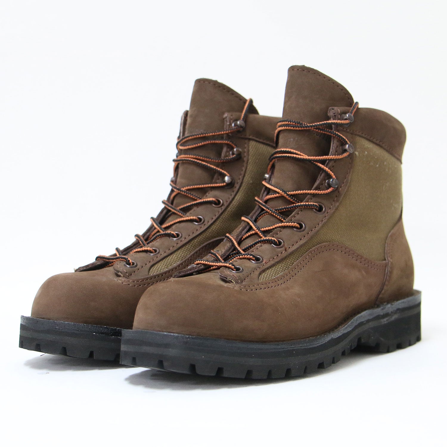 DANNER (ダナー) ダナーライト 2 ゴアテックス ブーツ / DANNER LIGHT 2 33000X GORE-TEX レースアップ  ヌバック 黒タグ - ブランド古着の通販・買取 | BEEGLE by Boo-Bee