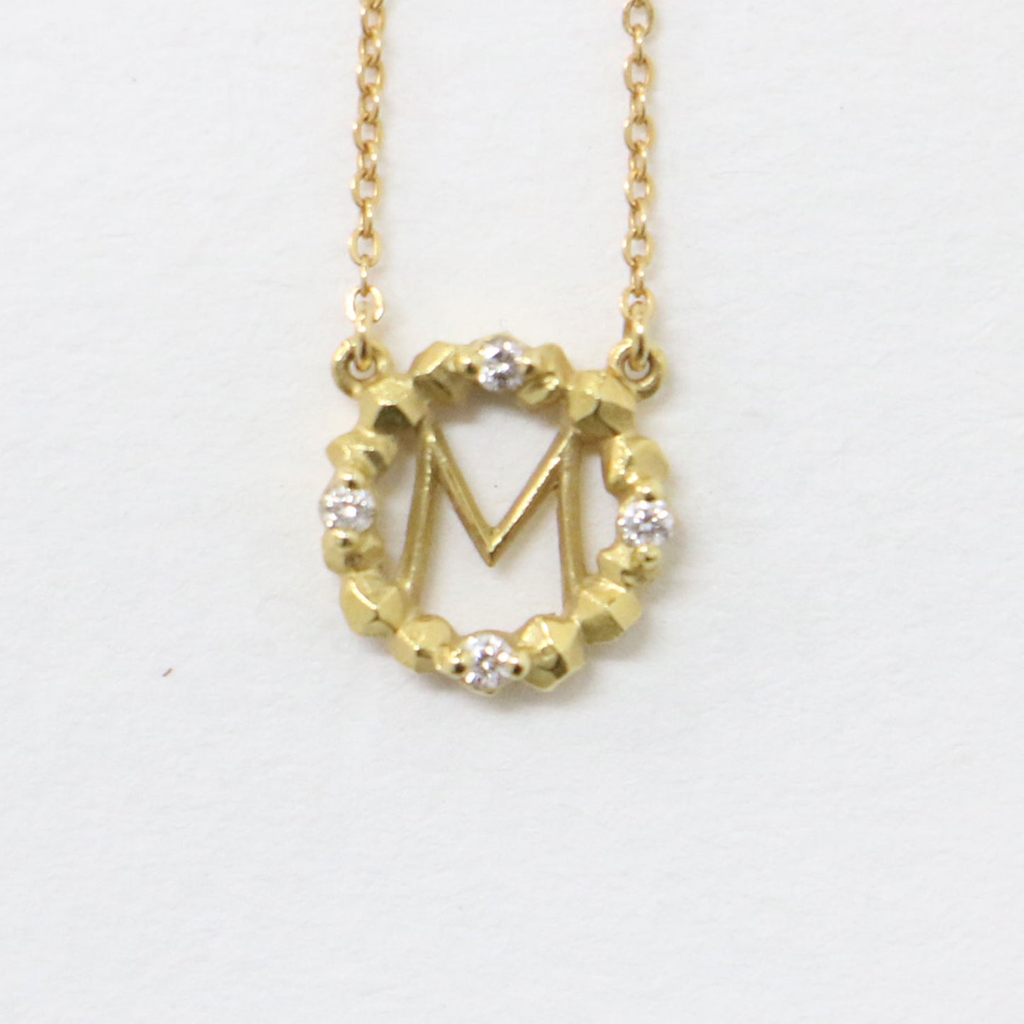 ストーンレメディ イニシャル ネックレス / チェーン M K18 YG 0.03ct ダイヤモンド