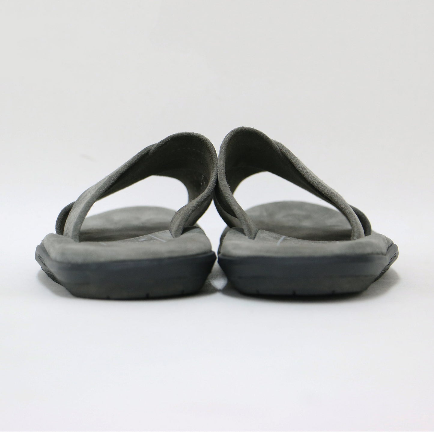 スウェード クロス ベルト サンダル / フラット ラウンドトゥ