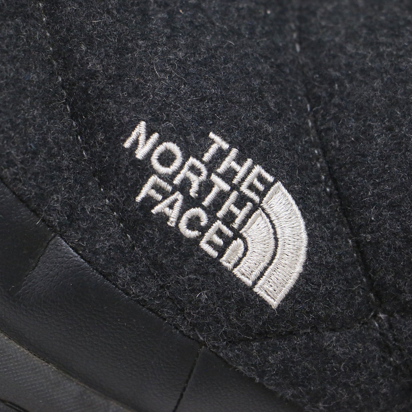 ヌプシ ブーティー ウール V ショート / ブーツ 中わた NF51979