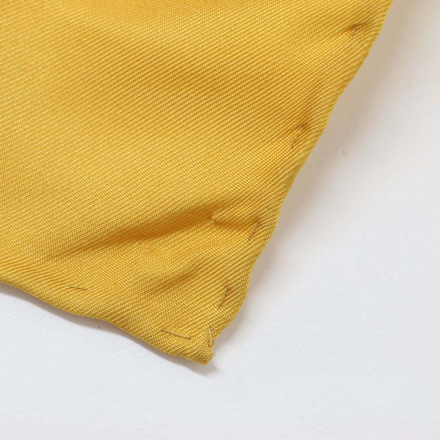 Salvatore Ferragamo スカーフ 約87cm正方形 楽天市場】中古 美品 サルヴァトーレ フェラガモ スカーフ