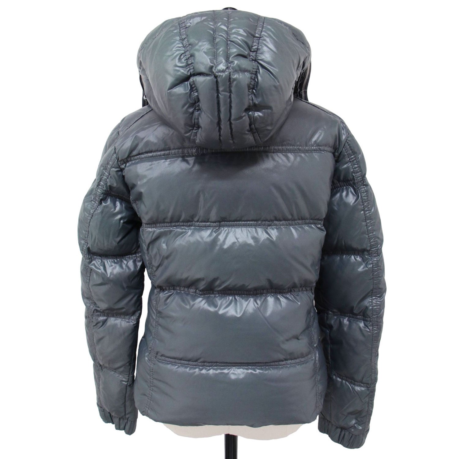 MONCLER (モンクレール) QUINCY フード付き ダウン ジャケット 