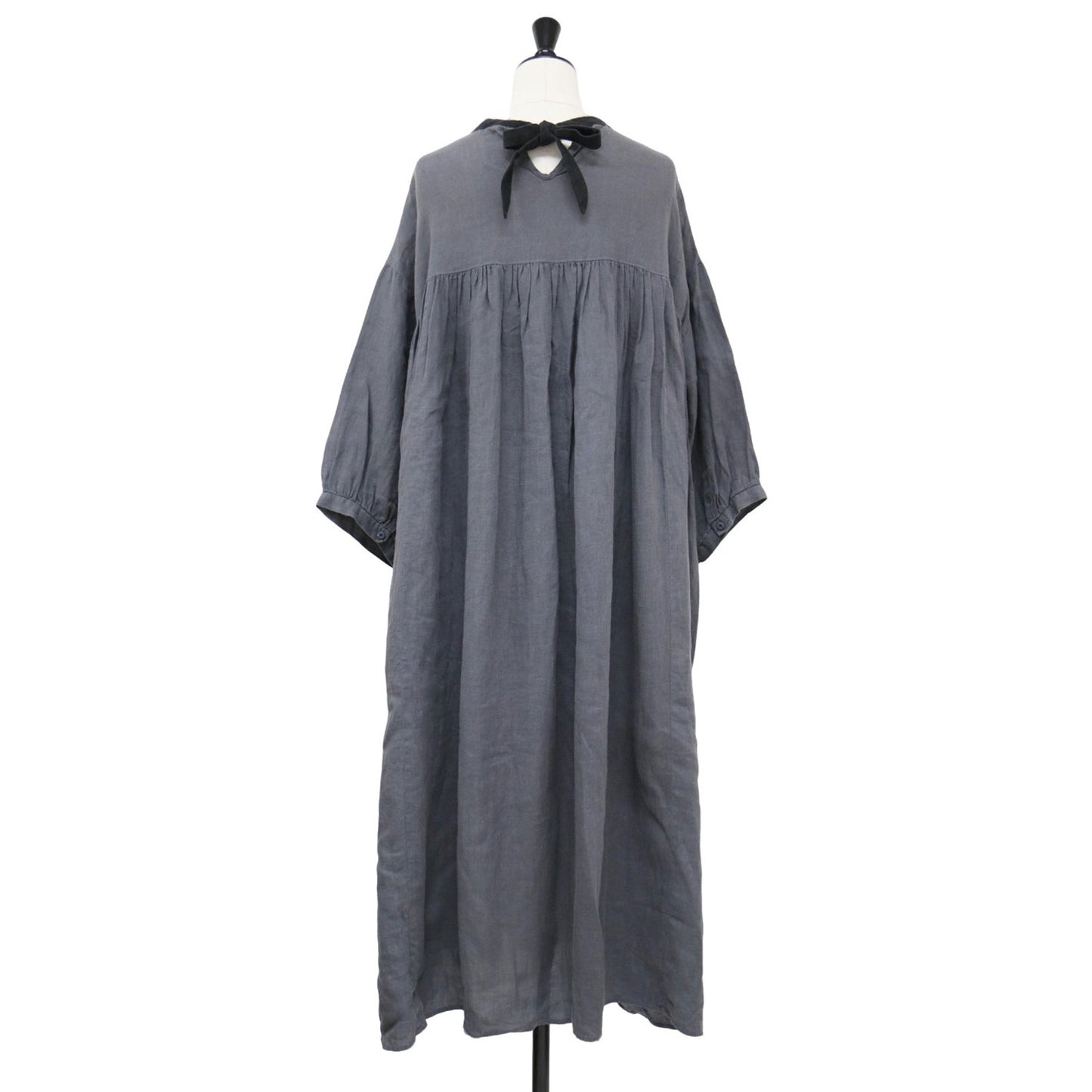 オオカミと霞を漕ぐルビー / ワンピース ロング 5分袖 クルーネック Aライン ギャザー リネン